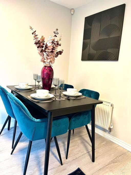 Damson Drive- Boutique Holiday home *